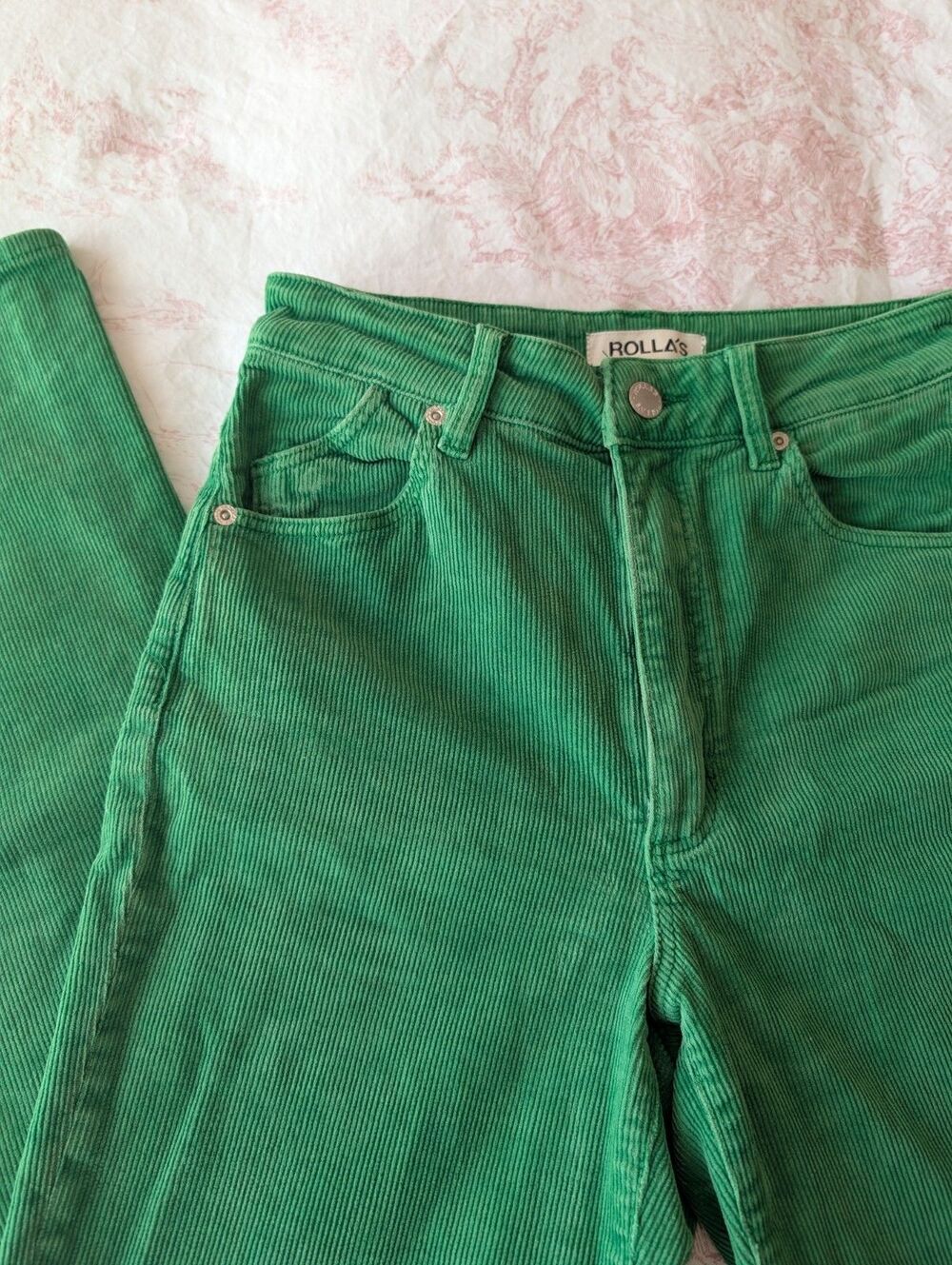 Rolla's Green Straight Leg Corduroy Pants -Size US 4 / EU 26/ AU 8